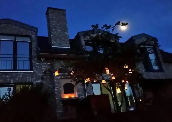 Schoenste Lage Am Rhein In Unmittelbarer Stadtnaehe,