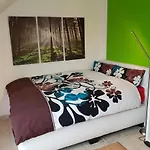 Bed and breakfast Schoenste Lage Am Rhein In Unmittelbarer Stadtnaehe, Colonia