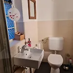 Schoenste Lage Am Rhein In Unmittelbarer Stadtnaehe, Отель типа 