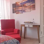 Schoenste Lage Am Rhein In Unmittelbarer Stadtnaehe,
