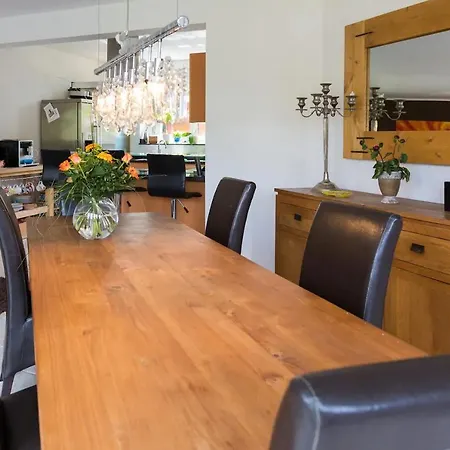 Bed & Breakfast Schoenste Lage Am Rhein In Unmittelbarer Stadtnaehe,