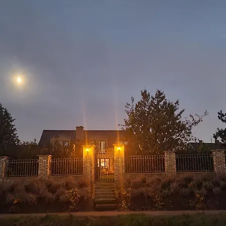 Schoenste Lage Am Rhein In Unmittelbarer Stadtnaehe, Kolín nad Rýnem