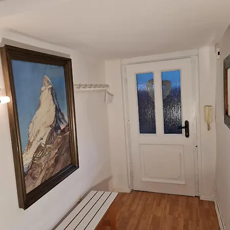 Schoenste Lage Am Rhein In Unmittelbarer Stadtnaehe, ケルン