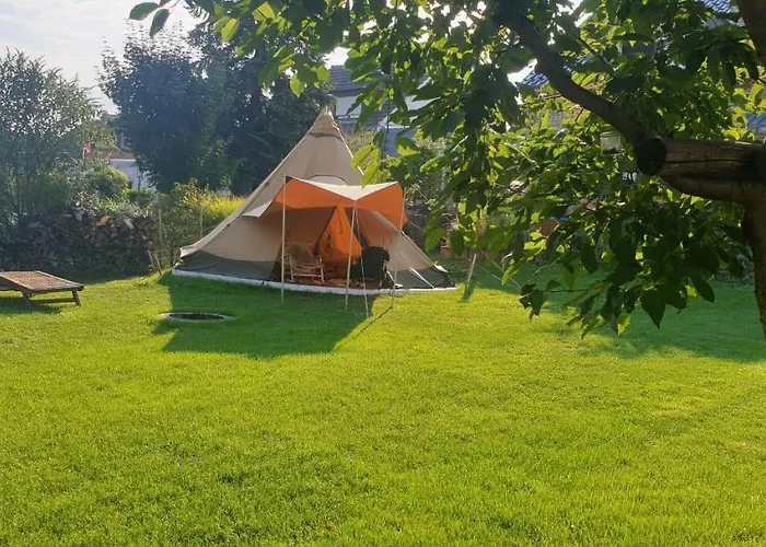 Schoenste Lage Am Rhein In Unmittelbarer Stadtnaehe, Alojamento de Acomodação e Pequeno-almoço