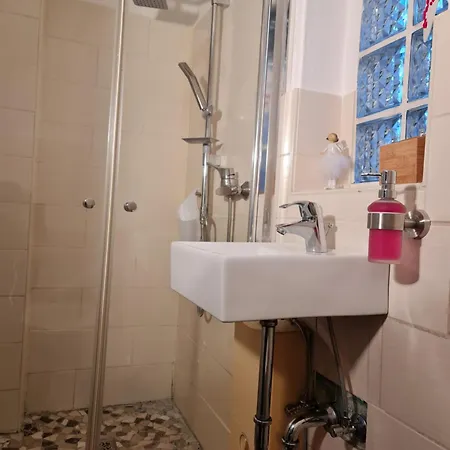 Schoenste Lage Am Rhein In Unmittelbarer Stadtnaehe,